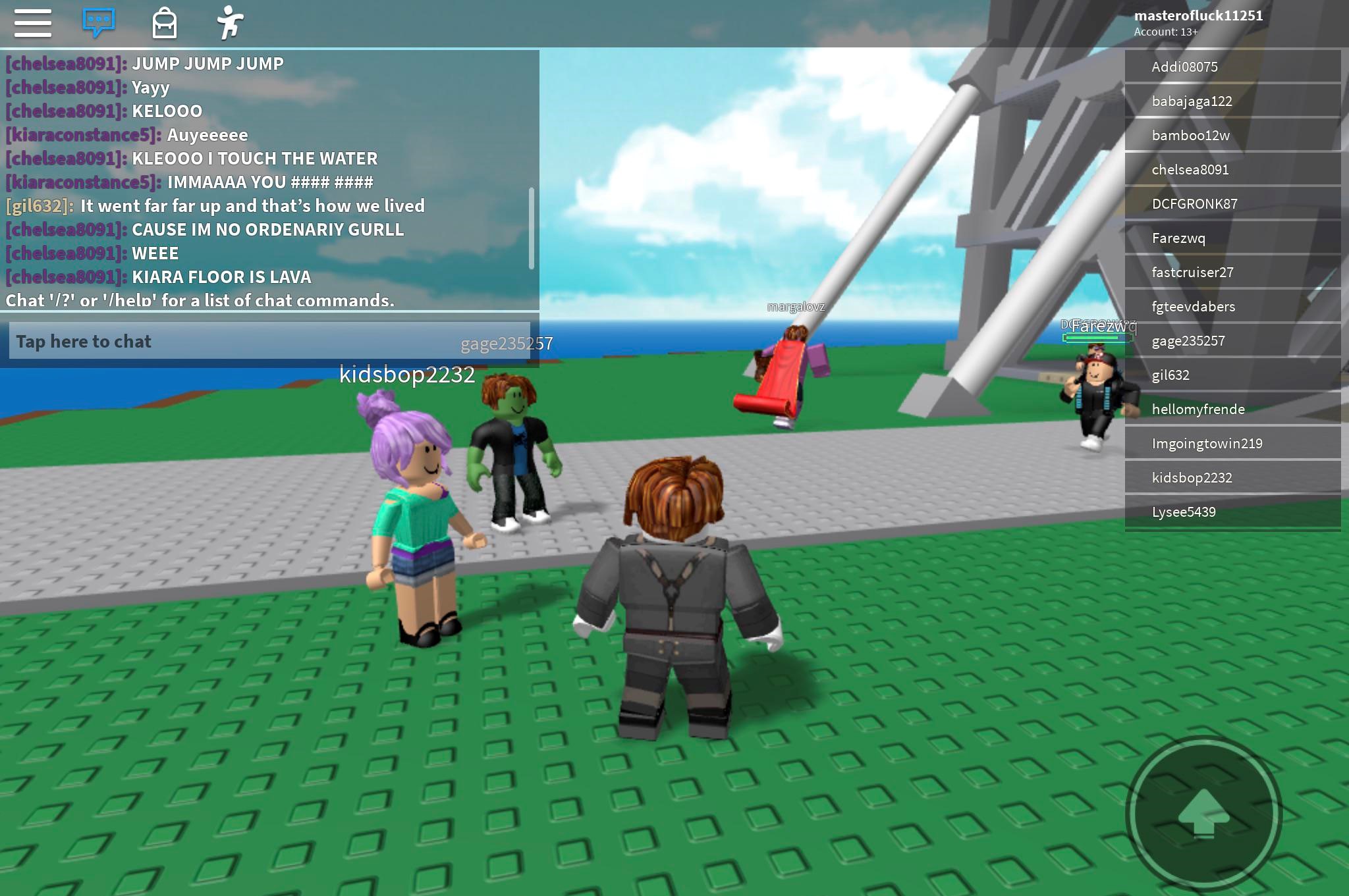 Roblox gir mulighet for &aring; chatte med andre spillere. Du kan bruke funksjonen Safe Chat eller fjerne chattemulighetene helt. Foto Roblox Corporation